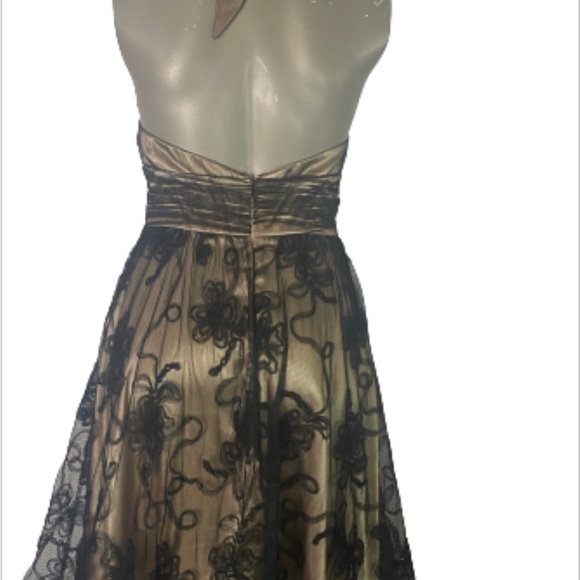 Addrianna Pappel Halter Dress - Picture 4 of 4